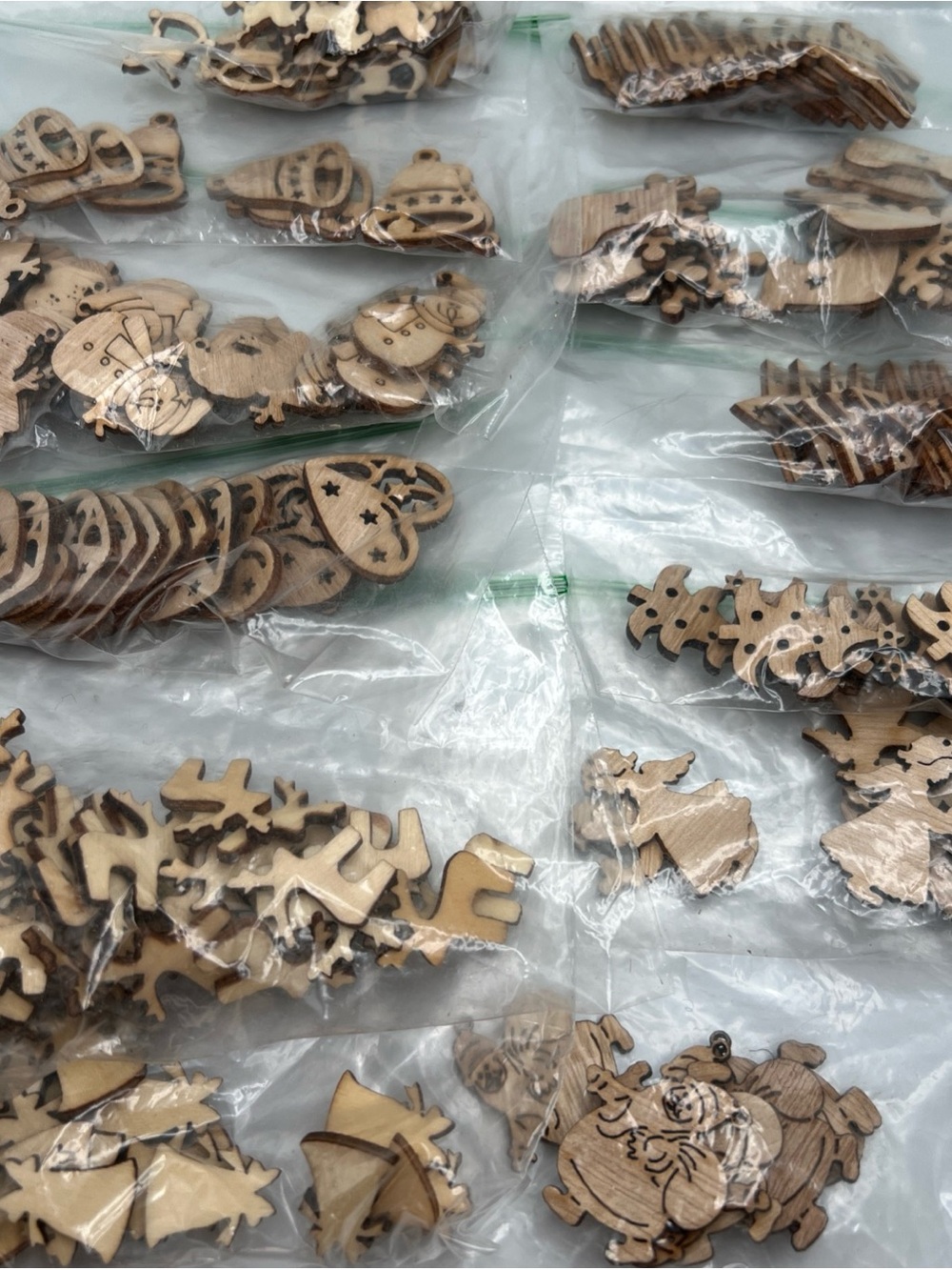 Lot Of Die Cut Wood Pieces Shapes*Crafts*Ornaments*Star*Horse*Christmas